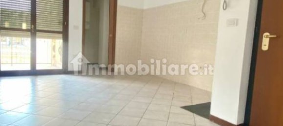 1 bedroom Apartment in Cento, Italy No. 355119 9