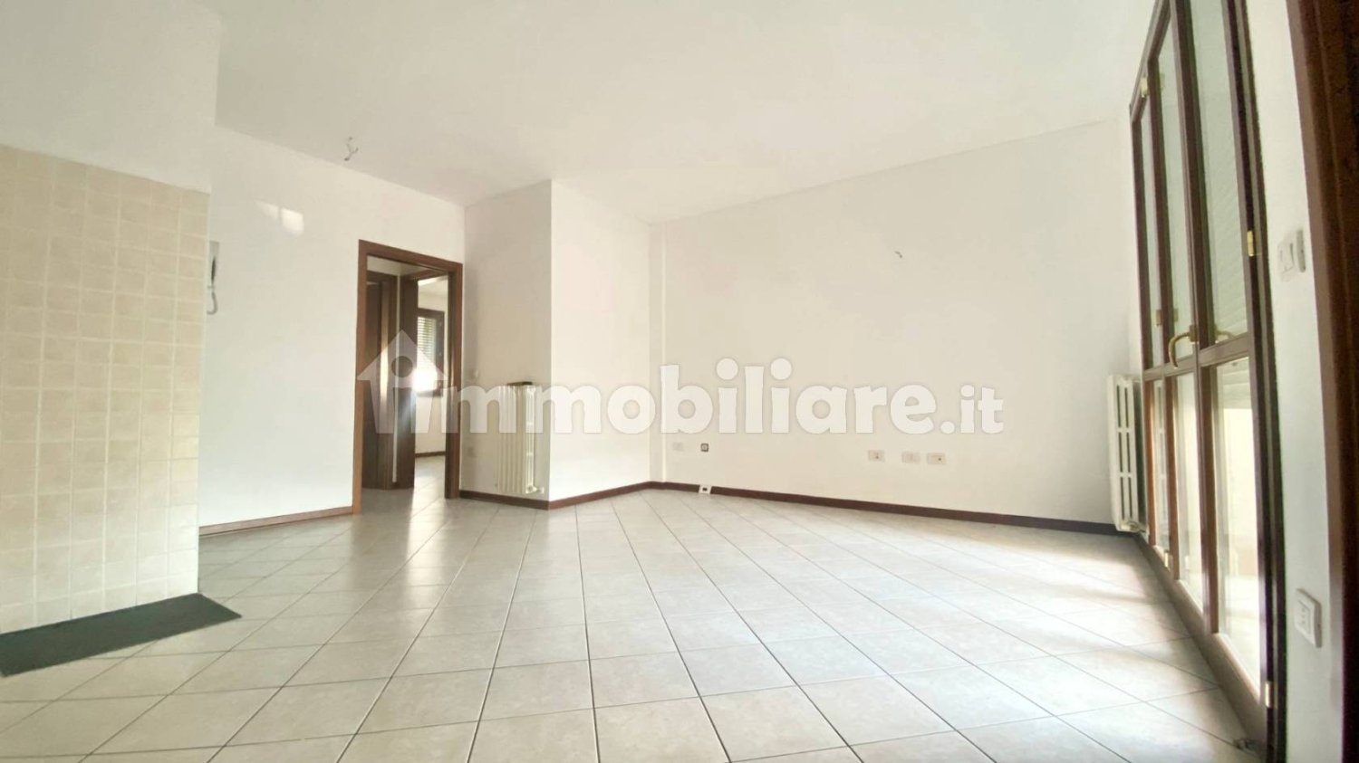 1 bedroom Apartment in Cento, Italy No. 355119