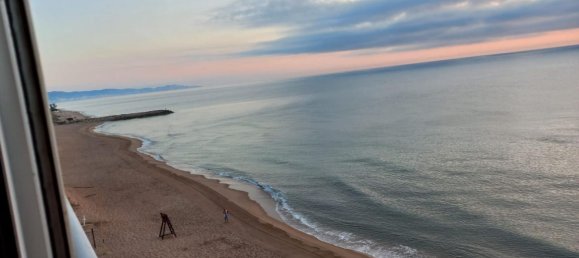 2 bedrooms Apartment in Valencia, Spain No. 185997 2