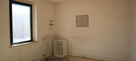 666m² Office in Terni, Italy No. 152991 14