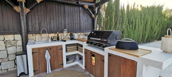 5 bedrooms Villa in Ojen, Spain No. 57109 57