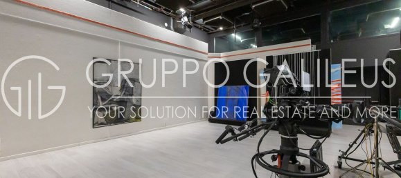 850m² Office in Sesto San Giovanni, Italy No. 239024 8