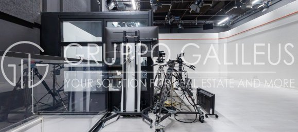 850m² Office in Sesto San Giovanni, Italy No. 239024 4