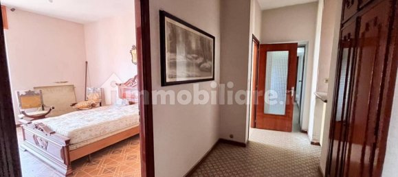 Дом с 4 спальнями в Манта, Италия № 289852 13