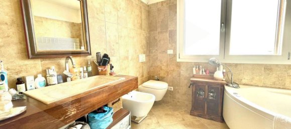 4 rooms Penthouse in Bologna, Italy No. 22810 68