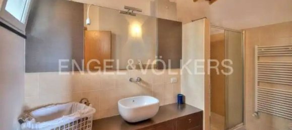 Casa de 4 divisões em Rapallo, Italy N.º 132706 12