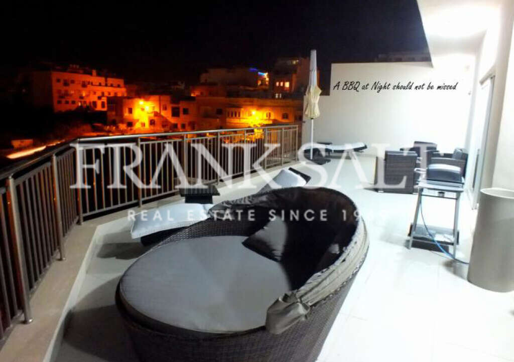 Ático de 3 dormitorios en Saint Julian's, Malta No. 3790