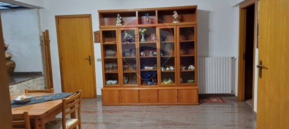 Apartamento de 2 dormitorios en Chiaramonte Gulfi, Italy No. 132594 5