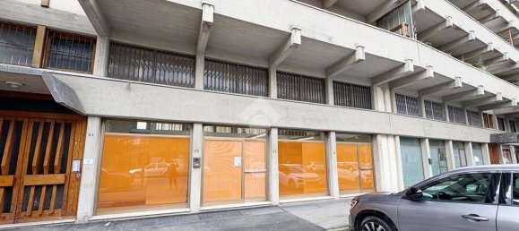 Коммерческая недвижимость 160м² в Прато, Италия № 60205 2