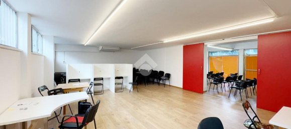 Коммерческая недвижимость 160м² в Прато, Италия № 60205 13