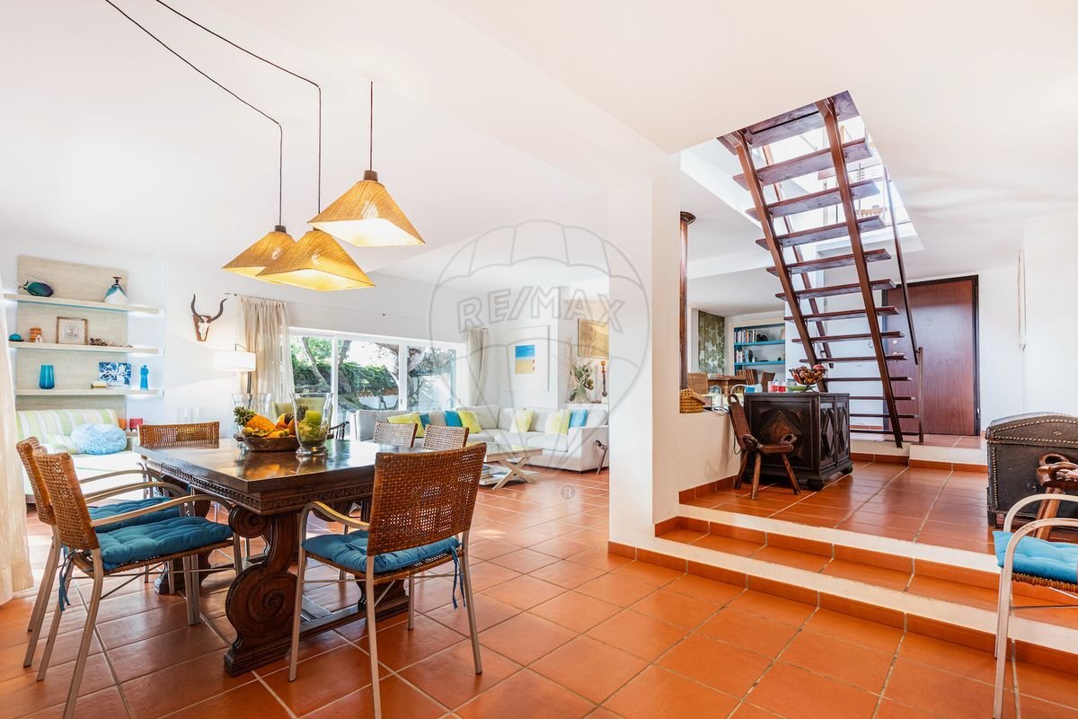 6 غرف نوم منزل في Colares, Portugal رقم 16225