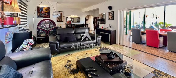 Villa de 4 dormitorios en Loule, Portugal No. 120528 3