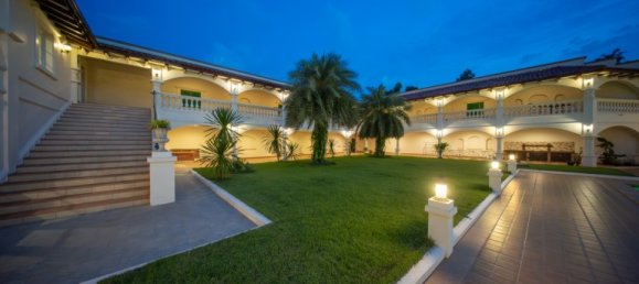 6 chambres house à vendre à Pattaya, Chonburi, Eastern Thailand, Thailand № 71472 13