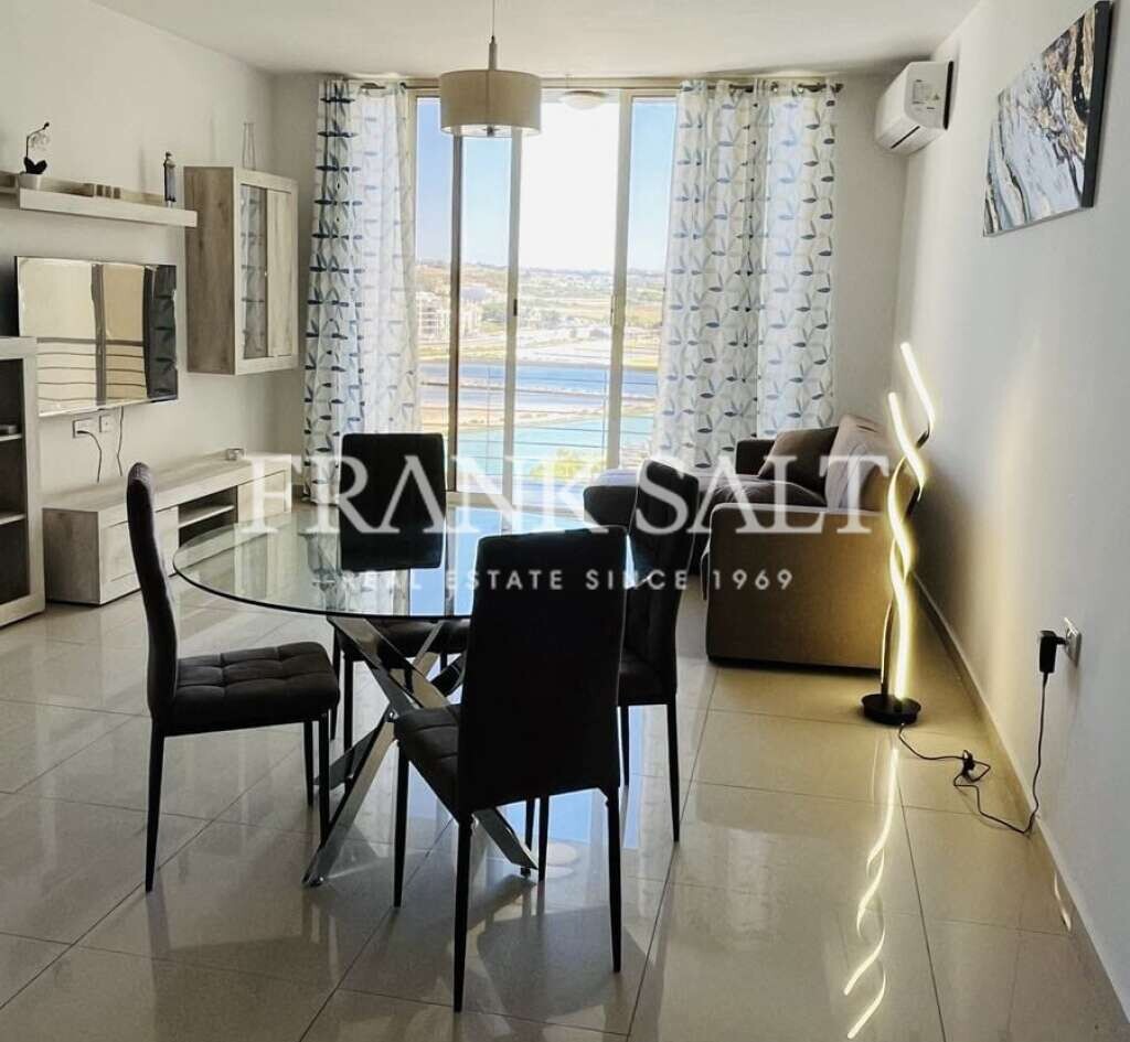 2 bedrooms Penthouse in Saint Paul's Bay, Malta No. 11677