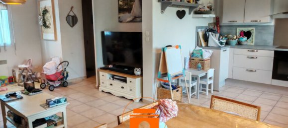 3 Schlafzimmer Haus in Montelimar, France, Nr. 292621 2