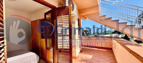 Apartamento de 3 dormitorios en Altavilla Milicia, Italy No. 326446 14