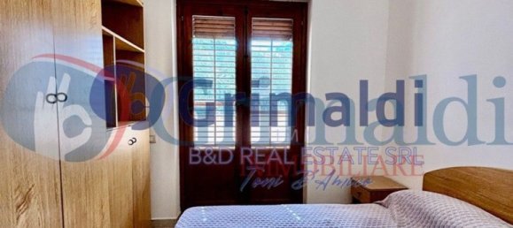 Apartamento de 3 dormitorios en Altavilla Milicia, Italy No. 326446 11