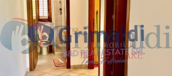 Apartamento de 3 dormitorios en Altavilla Milicia, Italy No. 326446 22