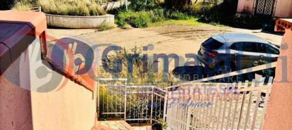 Apartamento de 3 dormitorios en Altavilla Milicia, Italy No. 326446 3