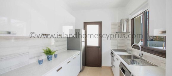 Casa de 3 dormitorios en Avgorou, Cyprus No. 23910 4