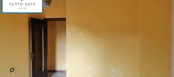 Studio in Como, Italy, Nr. 6844 51