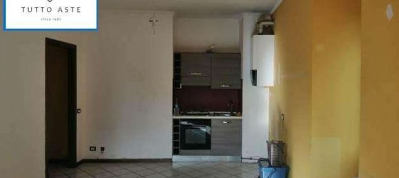 Studio in Como, Italy, Nr. 6844 69