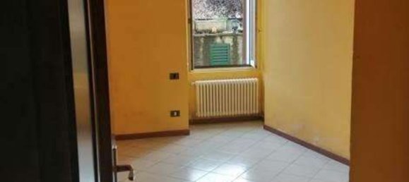 Studio in Como, Italy, Nr. 6844 63