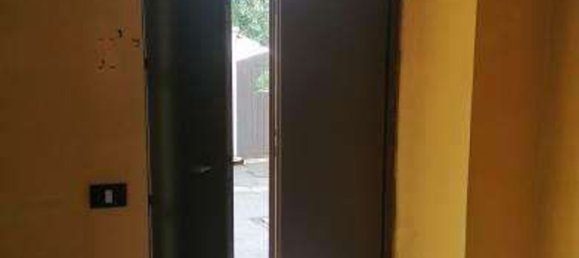 Studio in Como, Italy, Nr. 6844 16