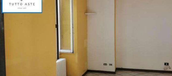 Studio in Como, Italy, Nr. 6844 18