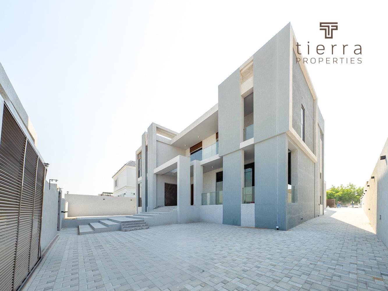 5 bedrooms Villa in Al Barsha, UAE No. 41619
