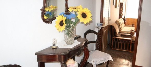 8 rooms House in Foiano della Chiana, Italy No. 223332 3