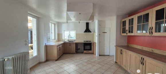 5 bedrooms House in Flize, France No. 257327 17