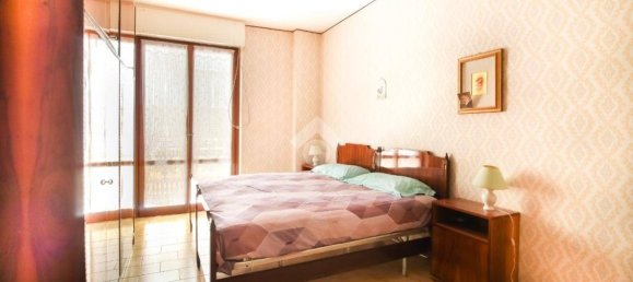 1 bedroom Apartment in Martinsicuro, Italy No. 301415 14