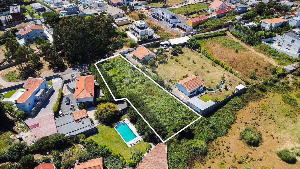 Grundstück in Vila Nova de Gaia, Portugal 500m², Nr. 288204