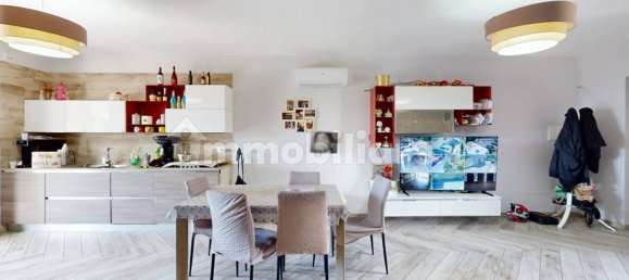 3 bedrooms Apartment in Naples, Italy No. 337730 12
