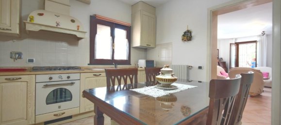 4 غرف نوم تاون هاوس في Fucecchio, Italy رقم 371609 16