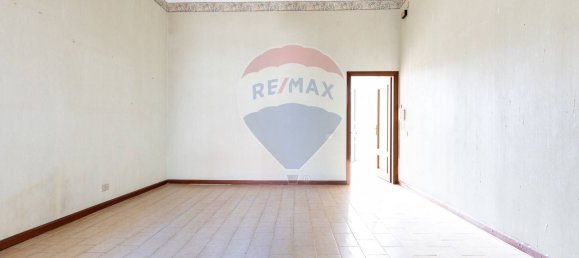 Casa de 4 habitaciónes en Selargius, Italy No. 67922 9