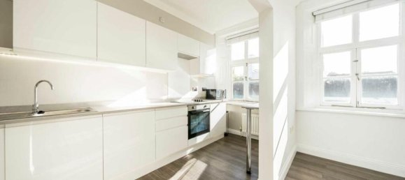 Квартира с 1 спальней в Сурбитон, Великобритания № 10297 3