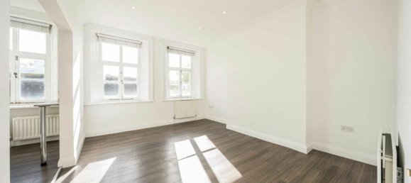 Квартира с 1 спальней в Сурбитон, Великобритания № 10297 2