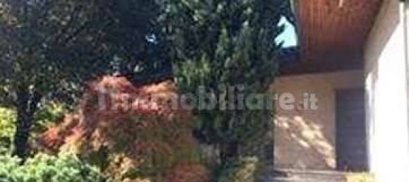 5 bedrooms Apartment in Agrate Brianza, Italy No. 4370 38