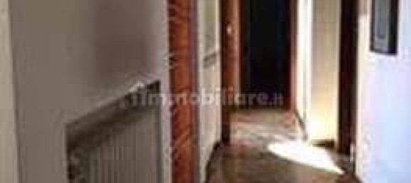 5 bedrooms Apartment in Agrate Brianza, Italy No. 4370 18