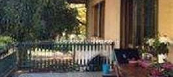 5 bedrooms Apartment in Agrate Brianza, Italy No. 4370 9