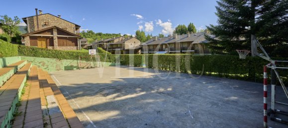 4 bedrooms House in Girona, Spain No. 188434 24