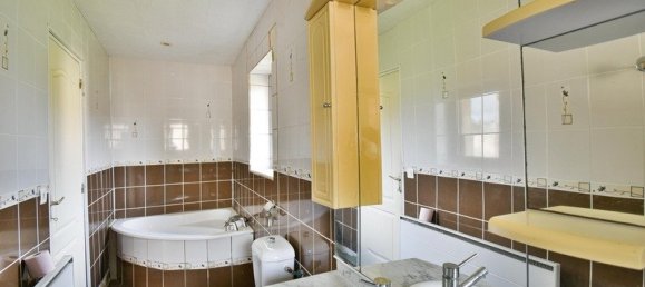 4 Schlafzimmer Haus in Meusnes, France, Nr. 227075 10