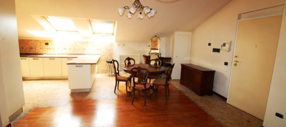 Квартира с 4 спальнями в Чивитанова Марке, Италия № 351502 14