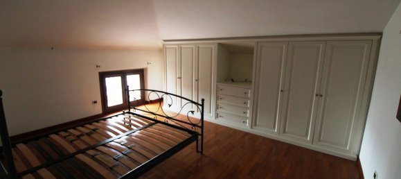 Квартира с 4 спальнями в Чивитанова Марке, Италия № 351502 3