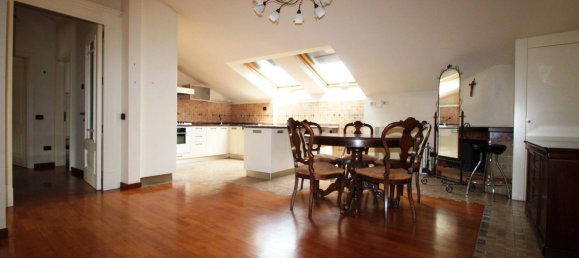 Квартира с 4 спальнями в Чивитанова Марке, Италия № 351502 24