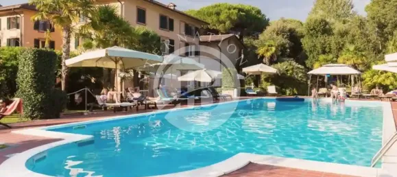 28 bedrooms Villa in Massa, Italy No. 339492 4