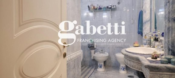 4-salle Appartement à Rome, Italy No. 44688 46