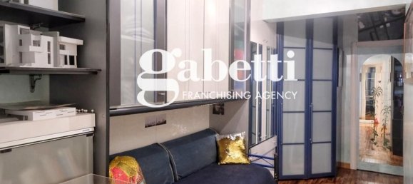 4-salle Appartement à Rome, Italy No. 44688 17